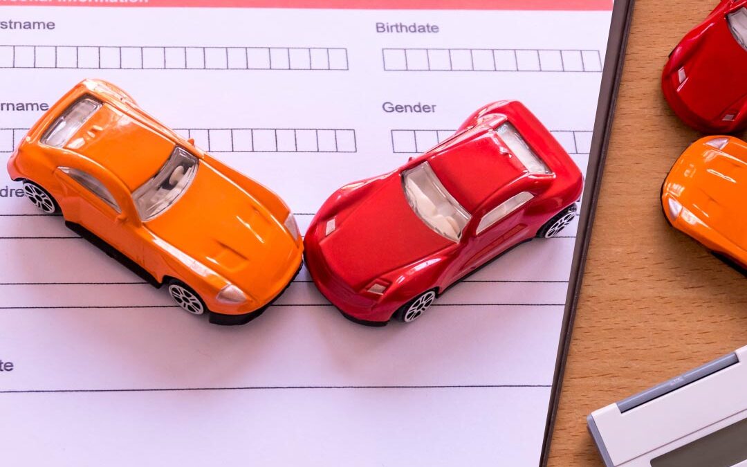 A car insurance calculator displayed alongside various car models, illustrating options for insurance estimates.